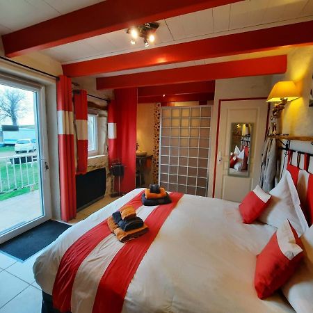 Bed and Breakfast L'Echappee Tremoussante Saint-Barthelemy-de-Vals Экстерьер фото