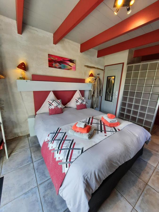 Bed and Breakfast L'Echappee Tremoussante Saint-Barthelemy-de-Vals Экстерьер фото
