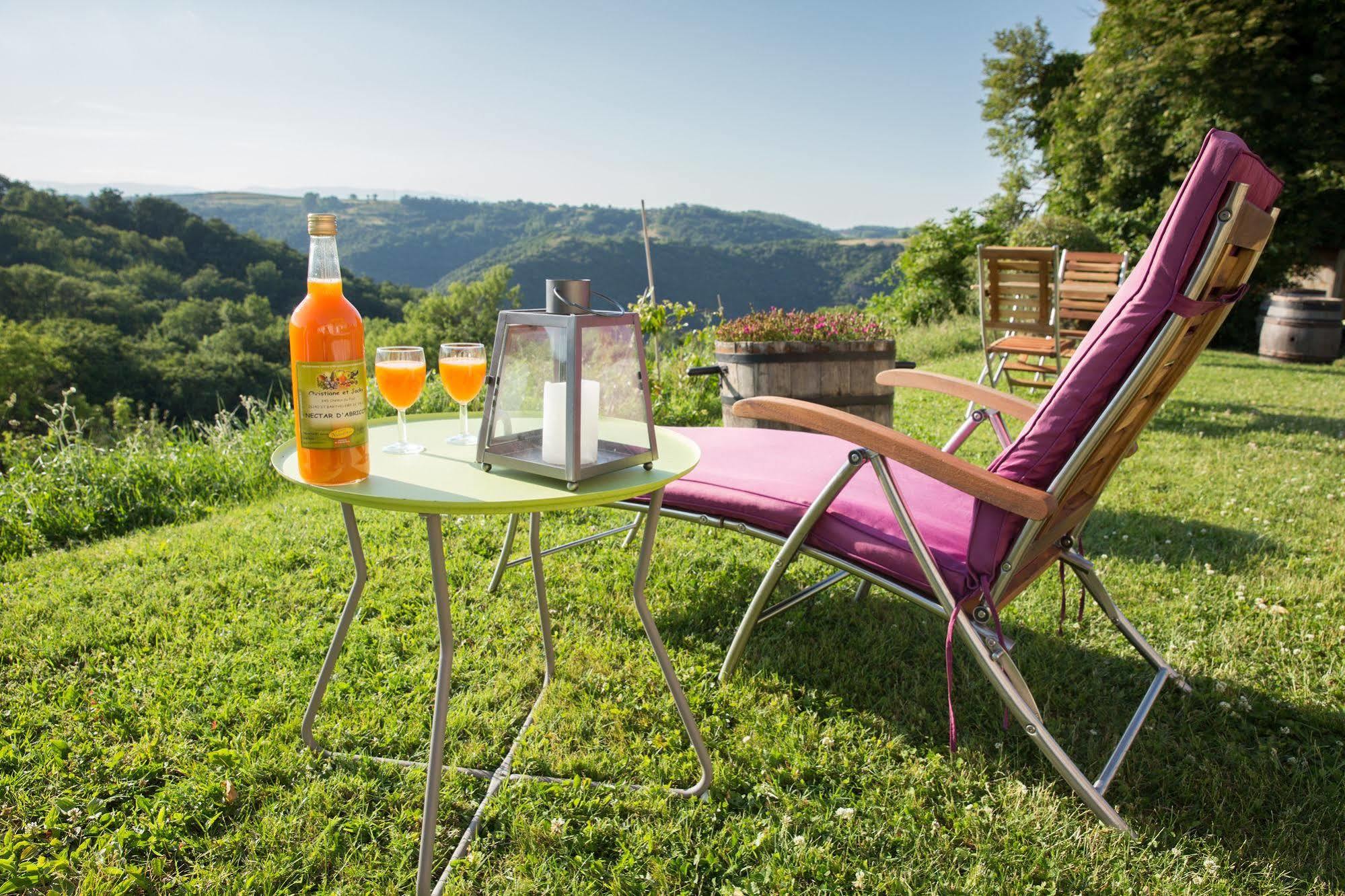 Bed and Breakfast L'Echappee Tremoussante Saint-Barthelemy-de-Vals Экстерьер фото